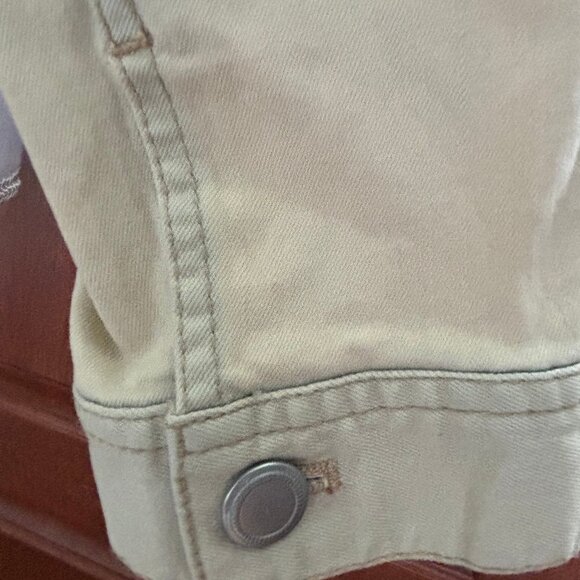 Chico's Platinum Cropped Denim Jacket, Size 1 (S, 8-10) , Blue fades to Ivory - Picture 6 of 6